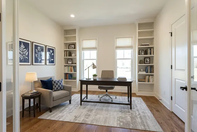 Home Office after virtual staging